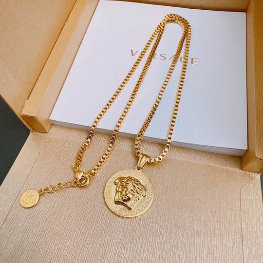 Versace necklace 11lyh123